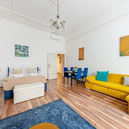 Apartment Golden Haven - Inspired By Klimt