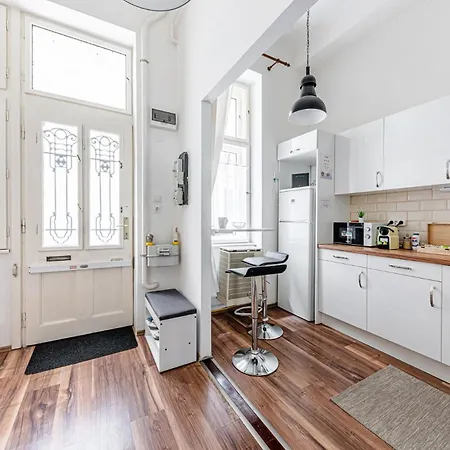 Golden Haven - Inspired By Klimt