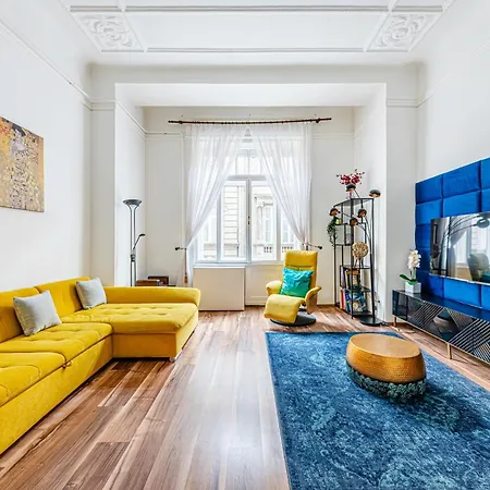 Golden Haven - Inspired By Klimt * Budapest